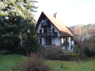 WEISENBACH: Freistehendes EFH mit Garten und Bach