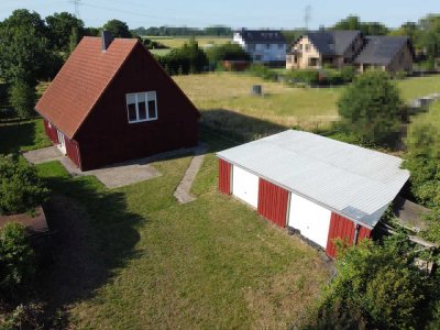 Freistehendes Haus mit Garagen in Peine OT Handorf