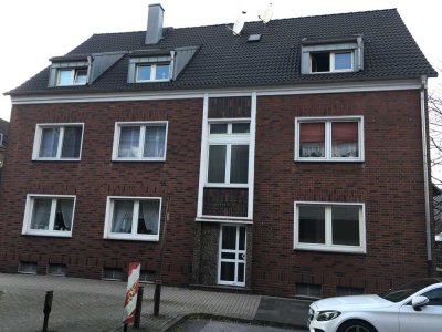 Schöne 2-Zimmer-Wohnung mit gehobener Innenausstattung in Duisburg