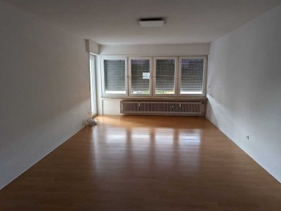 Schöne 4-Zi.-Wohnung mit Süd-Balkon in Bietigheim-Bissingen