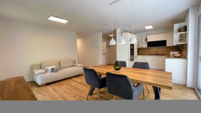 Moderne 3-Zimmer Wohnung mit Balkon und Tiefgarage