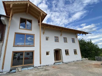 Erstbezug 1-Zimmer-Wohnung mit EBK (optional 3-Zimmer- Wohnung) - Panoramablick über Glonn