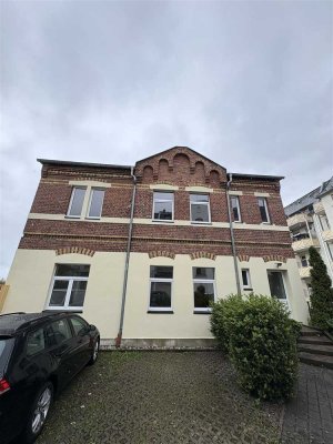 Großzügige Familienwohnung mit Balkon im Westend
