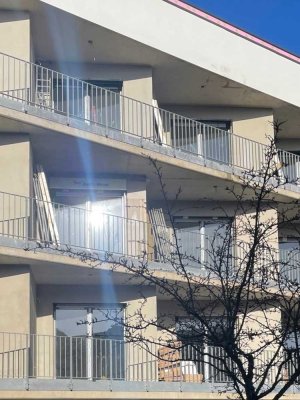 Erstbezug: ansprechende 2,5-Zimmer-Terrassenwohnung mit Einbauküche und Balkon in Gummersbach