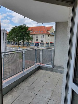 Gesucht? Gefunden! 1-Raum Wohnung mit Stellplatz, Einbauküche und Balkon