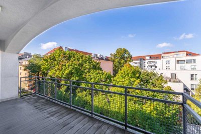Sofort bezugsfrei: Maisonette mit Penthouse-Flair in Schwabing – neue Einbauküche & viel Licht