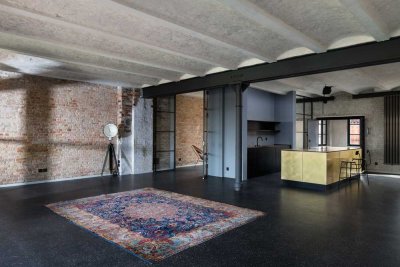 Wunderschöner originaler Loft in alter Fabrik