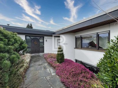 Großzügiger Bungalow mit 8 Zimmern: zwei Wohneinheiten möglich