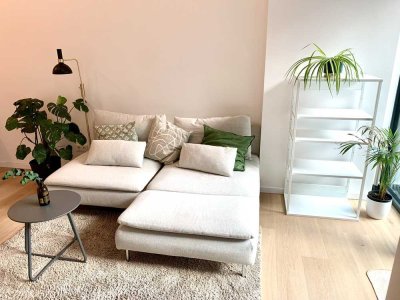 2-Zimmer-Wohnung vollmöbliert im Grand Tower inkl. Stellplatz und 24H-Concierge-Service