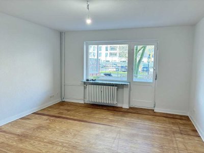 Erdgeschosswohnung mit Balkon