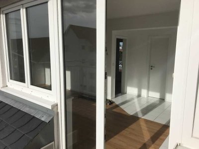 Helle 2 Zimmer Wohnung mit 2 Balkonen in ruhiger, zentraler Lage in Darmstadt