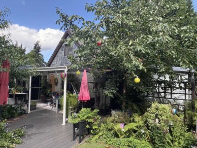 Provisionsfrei: Zwei Häuser im Naturidyll auf 1.032 m² Grundstück