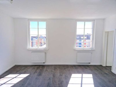Top Zustand - Frisch renovierte 3-Zimmer-Altbauwohnung in Fürth