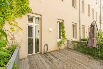 Mollardgasse | 4 Zimmer Altbauwohnung mit Balkon &amp; Terrasse, Abstellraum und Tiefgaragenstellplatz