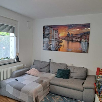Schöne, helle und ruhige 3 Zi. Wohnung in Heilbronn-Sontheim, EBK, Balkon