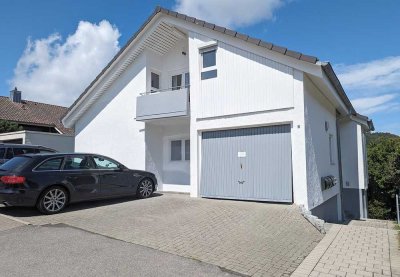 Modernisiertes 4-Familien-Haus in sehr guter Wohnlage mit Ausblick!