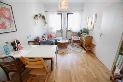 Modernisierte 3 Zimmer-Wohnung im charmanten Altbau einer urbanen ruhigen Wohnlage nähe Hauptbahnhof