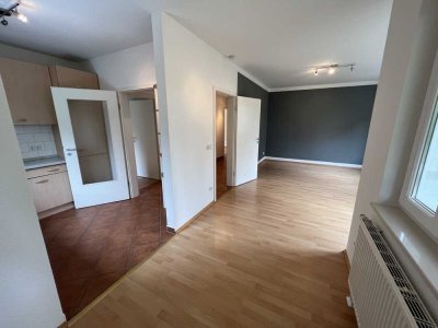 Gut geschnittene, gepflegte Erdgeschosswohnung mit eigenem Garten und 2 Stellplätzen in Winsen Luhe