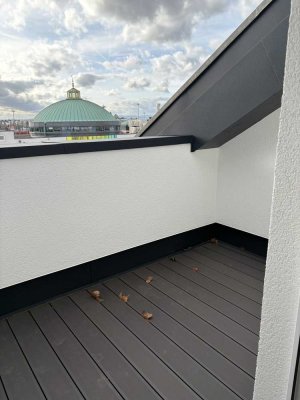 2,5 Zimmer PENTHOUSE NÄHE WESTHAFEN: Erstbezug mit Loggia