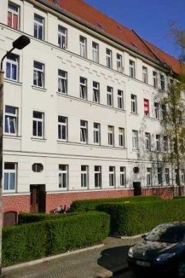 Sellerhausen*1-Raumwohnung*Balkon**EBK**Tageslichtbad mit Dusche*sanierter Altbau