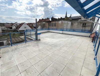 Helle 3-Zimmer-Wohnung mit großer Dachterrasse im 2. OG in Zweibrücken