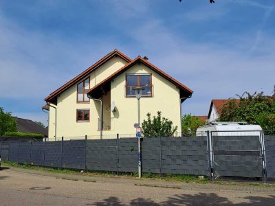 Geräumiges 1-Fam.-Reihenendhaus in bester Lage Eggenstein-Leopoldshafen