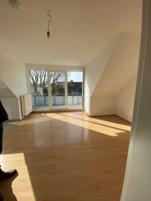 RESERVIERT - Modern wohnen: Helle 2-Zimmer-Wohnung mit Balkon