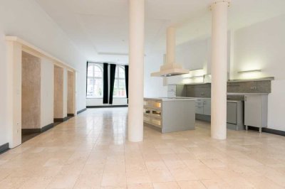 Erstmalig am freien Markt, exklusives Wohnen im EG mit zwei Terrassen in historischem Zecheensemble