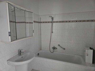 Attraktive und gepflegte 3-Raum-Wohnung mit Balkon in Markkleeberg