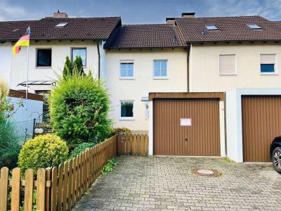Gepflegtes, sofort beziehbares Reihenmittelhaus mit Keller, Garage, Balkon, großer Terrasse + Ausba