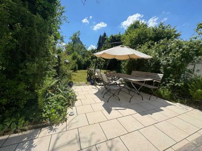 Großer Südgarten in traumhafter  und ruhiger Lage