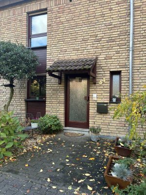 Geräumiges 5-Zimmer Reihenhaus in Bonn-Beuel mit Garten