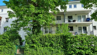 Traumhafte 3-Zimmer-Wohnung mit EBK, 2 Balkone, Außenstellplatz im Argonnerpark -Provisionsfrei-