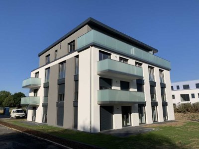Geschmackvolle 2-Raum-Wohnung mit gehobener Innenausstattung mit Balkon und EBK in Baunatal