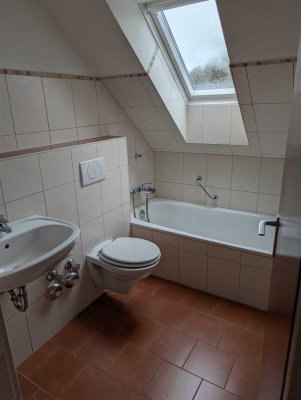 Ansprechende 3-Zimmer-DG-Wohnung in Herberhausen