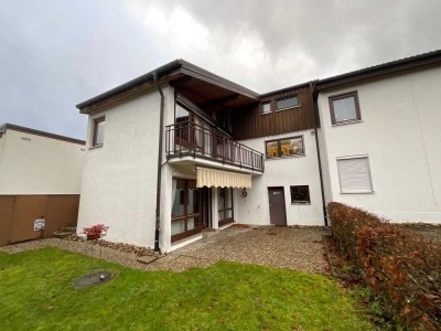 Gelegenheit in Holzhausen! Charmantes Reiheneckhaus mit  pflegeleichten Garten. Guter Zustand.