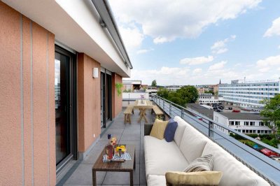 Penthouse mit Dachterrasse in Dresden Neustadt – Design, Komfort und Stadtblick.