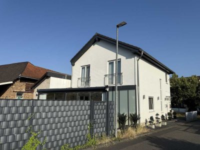 Luxuriöses & energieeffizientes Einfamilienhaus von Kern-Haus - bezugsfertig & provisionsfrei