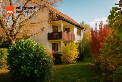 Familienfreundliche 3-Zimmer-Wohnung mit einem großen Balkon und grünem Ausblick in einer ruhigen Ge