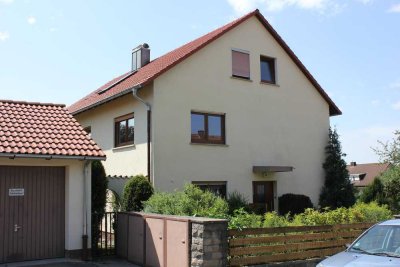 Traumwohnung, stadtnah, mit Terrasse und Garten