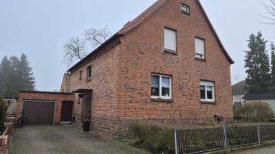 Günstiges 7-Zimmer-Einfamilienhaus mit EBK in Oebisfelde-Weferlingen Oebisfelde