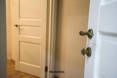 2-Zimmer-Wohnung mit eigenem Garten &amp; praktischem Schuppen