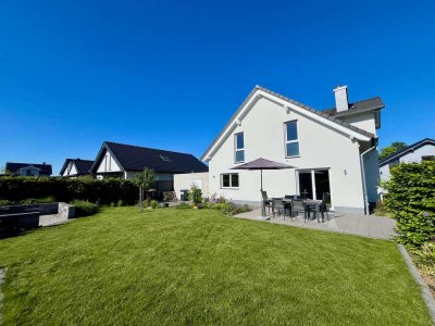 Neuwertiger Familientraum mit KfW 55-Standard