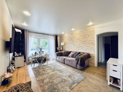 Perfekt für Singles & Paare – Umfassend saniert 2025: 3 Zimmer, ca. 65 m², Loggia, Designerbad
