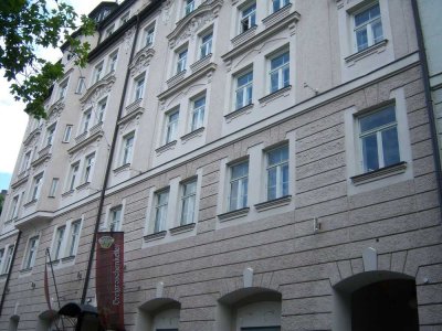 LUXURIÖSE 4-Zi-Altbauwohnung mit beeindruckendem Panoramablick