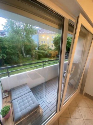 Exklusive, gepflegte 1-Raum-EG-Wohnung mit Balkon und Einbauküche in München Obergiesing