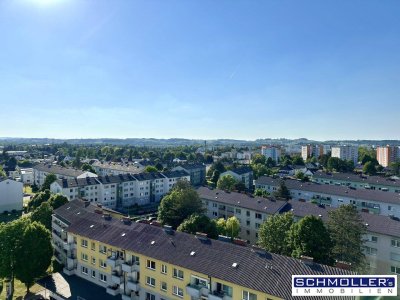 PROVISIONSFREI - ERSTBEZUG - Sonnige 4-Zimmer-Wohnung mit Loggia und schöner Aussicht