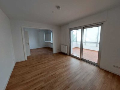 Gut geschnittene, modernisierte Wohnung mit Garten und Garage in toller Lage