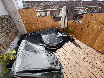 Schöne sehr helle 3,5  ZiWhg. mit großer Dachterrasse