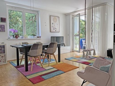 Zentral gelegenes Zuhause im Grünen – hell und einladend!
